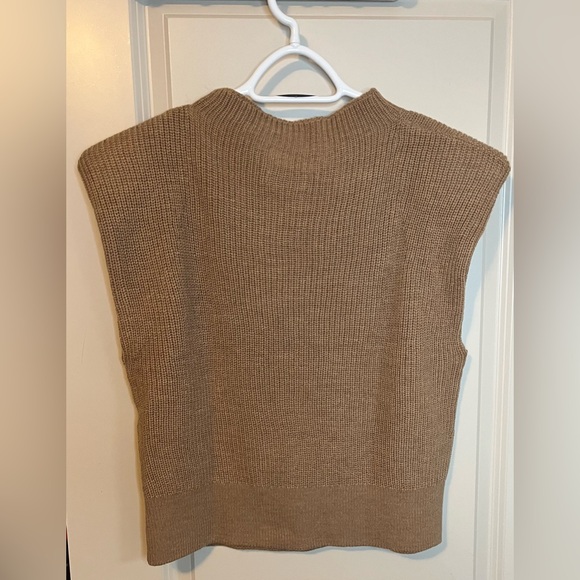 Babaton Hazlitt Large Merino Wool Sweater Vest - Picture 3 of 5